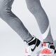 Gyerek nadrágok NIKE LEGGINGS SPORTSWEAR ar4076-092 szín: szürke