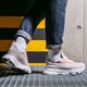 Férfi sportcipők NIKE AIR ZOOM-TYPE CRATER dh9628-200 szín: bézs