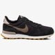 Női sportcipők NIKE W INTERNATIONALIST 828407-024 szín: lila
