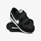 Gyerek sportcipők NIKE MD VALIANT cn8559-002 szín: fekete