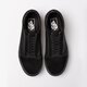 Női tornacipők VANS UA OLD SKOOL STACKFORM vn0a7q5mbka1 szín: fekete