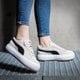 Női sportcipők PUMA SUEDE MAYU 38068601 szín: bézs