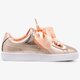 Női sportcipők PUMA BASKET HEART COP 36673003 szín: arany
