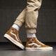 Női tornacipők VANS SK8-HI TAPERED vn0009qp1m71 szín: mustársárga