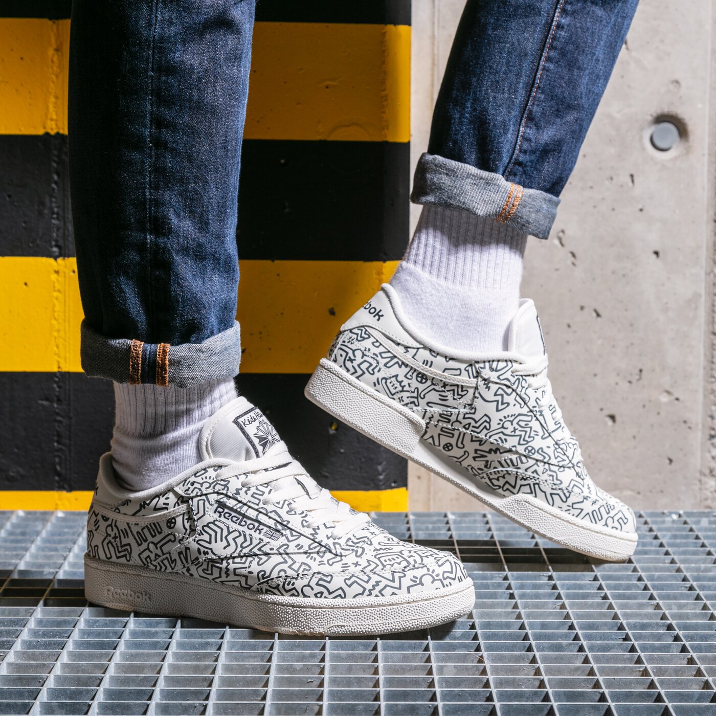 Férfi sportcipők REEBOK CLUB C KEITH HARING gz1458 szín: fehér