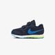 Gyerek sportcipők NIKE MD RUNNER 2 (TD) 806255-415 szín: sötétkék