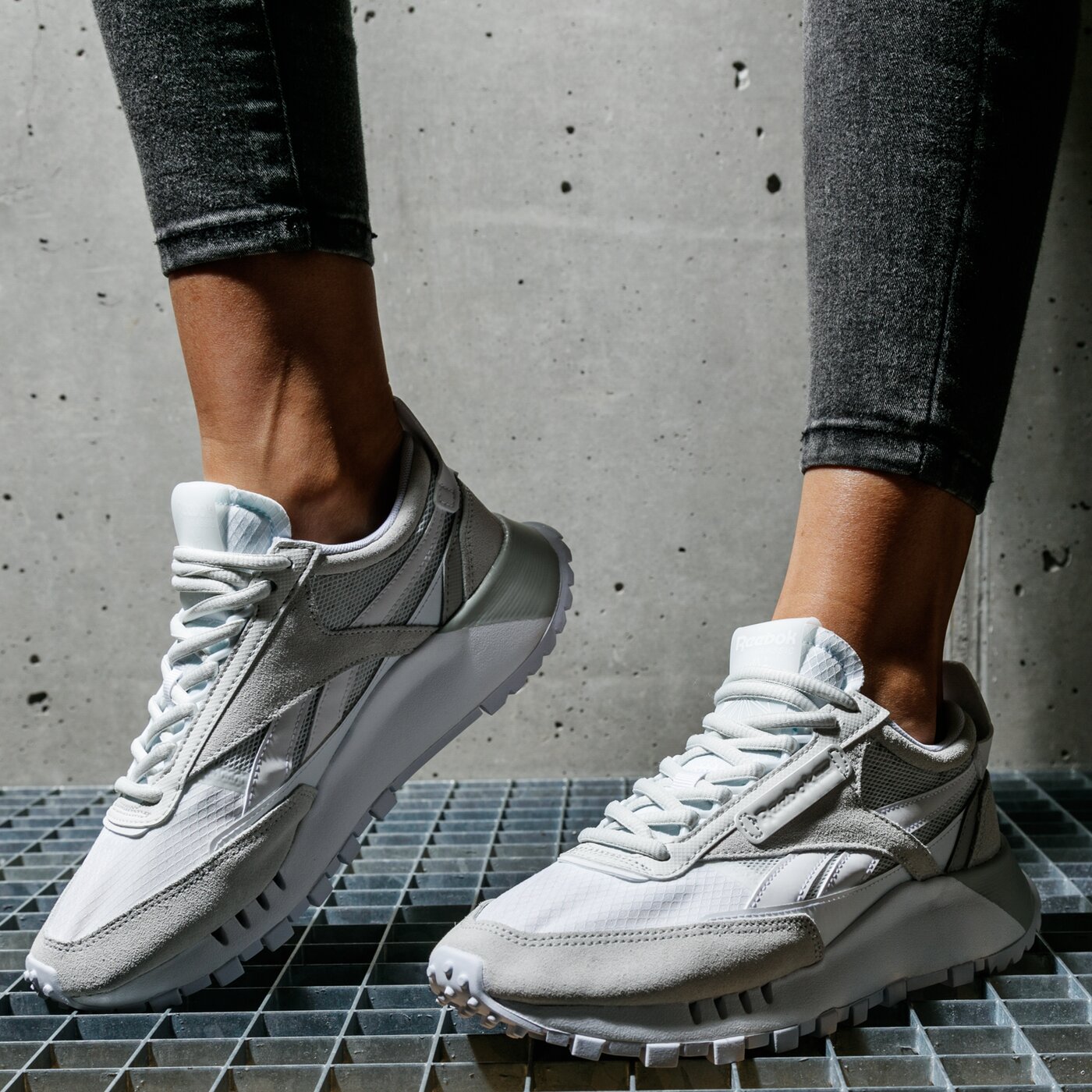 Női sportcipők REEBOK CL LEGACY  fy7379 szín: fehér