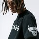 Férfi pulóver NEW ERA PULÓVER NBA WORDMARK CREW BULLS CHICAGO BULLS BLK 12123888 szín: fekete