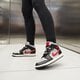 Női sportcipők WMNS AIR JORDAN 1 MID bq6472-060 szín: szürke