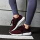 Női sportcipők ADIDAS SWIFT RUN W cq2017 szín: bordó