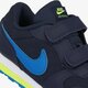 Gyerek sportcipők NIKE MD RUNNER 2 (TD) 806255-415 szín: sötétkék