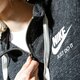 Női pulóver NIKE PULÓVER W NSW GYM VNTG HOODIE FZ 883729-010 szín: fekete