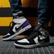 Férfi sportcipők AIR JORDAN 1 MID SE  852542-105 szín: fehér