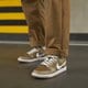 Férfi sportcipők NIKE DUNK LOW RETRO dj6188-200 szín: barna