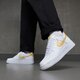 Férfi sportcipők NIKE AIR FORCE 1 '07 dx2646-100 szín: fehér