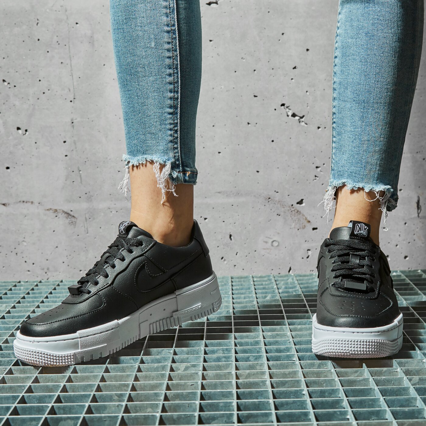 NIKE AIR FORCE 1 PIXEL CK6649-001 ✓ FEKETE ✓ 36 990,00 Ft! Legendás  Sportcipő ✓ Női Cipő Nike a ✪ Sizeer üzletben ✪
