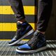 Férfi sportcipők AIR JORDAN 1 MID 554724-068 szín: fekete
