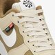 Férfi sportcipők NIKE AIR FORCE 1 '07 LV8 NN dc8871-200 szín: bézs