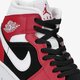 AIR JORDAN 1 MID  bq6472-601 szín: multicolor