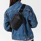 Női övtáska LEVI'S NŐI TÁSKA MEDIUM BANANA SLING EMBROIDERED BATWING 38005-0188 szín: fekete