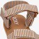 Női papucsok és szandálok ROXY ROXY CAGE arjl100930brw szín: barna