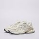 Női sportcipők NEW BALANCE 9060  u9060wht szín: bézs
