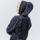 Női pulóver VANS PULÓVER KAPUCNIS BEAUTY FLORAL HOODIE vn0a4s9eblk1 szín: fekete