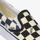 Női tornacipők VANS UA CLASSIC SLIP-ON vn0a4u38wrt1 szín: fehér