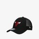 Férfi baseball sapka NEW ERA SAPKA 940 TRUCKER BULLS CHICAGO BULLS BLKOTC 60240404 szín: fekete