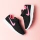 Gyerek sportcipők NIKE TANJUN (TDV) 818386-061 szín: fekete