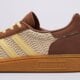 Női sportcipők ADIDAS HANDBALL SPEZIAL W jq8411 szín: barna