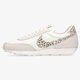 Női sportcipők NIKE DBREAK SE dm3346-100 szín: bézs