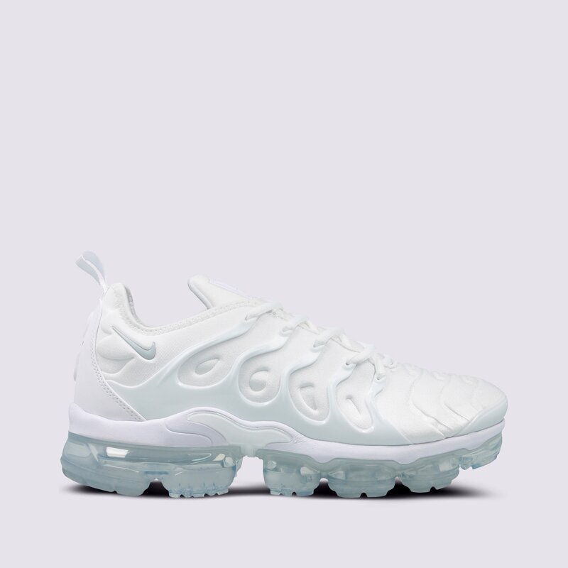 NIKE AIR VAPORMAX PLUS