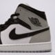 Férfi sportcipők AIR JORDAN 1 MID  dq8426-101 szín: fekete
