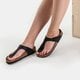 Női papucsok és szandálok BIRKENSTOCK GIZEH  43693 szín: fekete