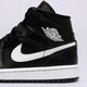 Női sportcipők WMNS AIR JORDAN 1 MID dv0991-001 szín: fekete