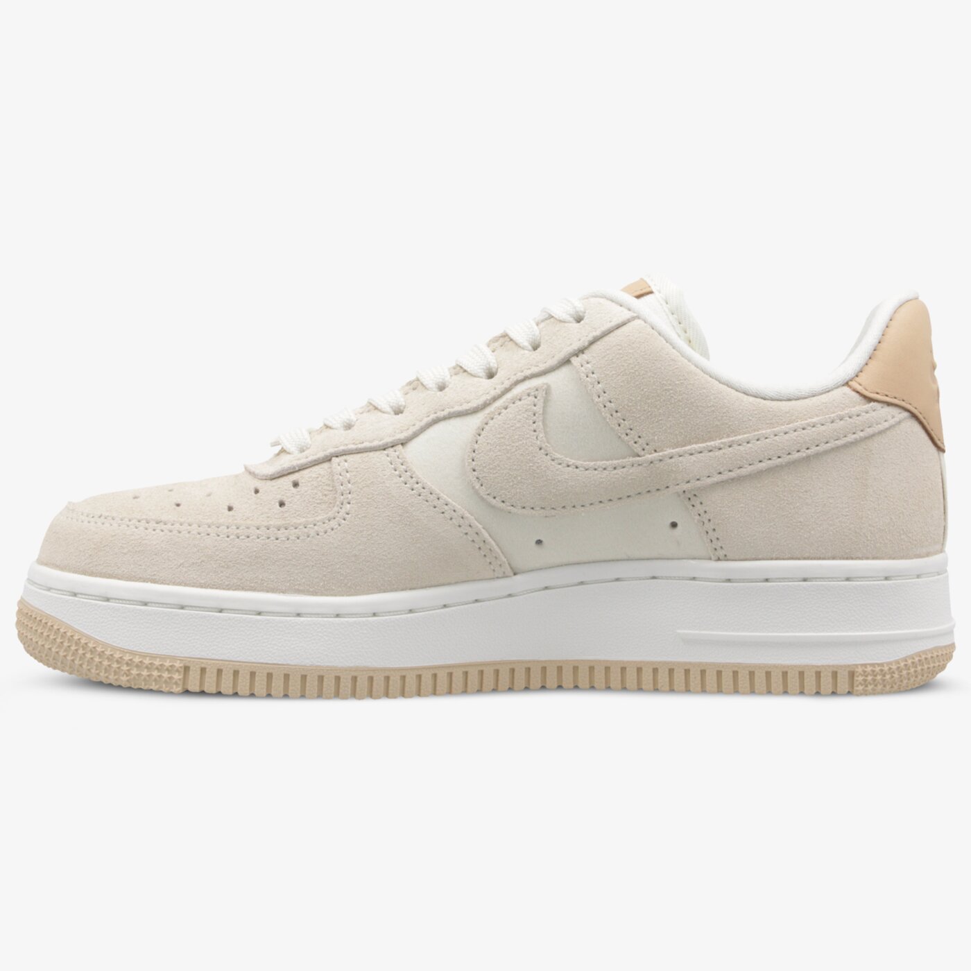 NIKE WMNS AIR FORCE 1 '07 PRM 896185-102 ✓ BÉZS ✓ 31 990,00 Ft! Legendás  Sportcipő ✓ Női Cipő Nike a ✪ Sizeer üzletben ✪
