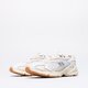 Férfi sportcipők NEW BALANCE 725  ml725t szín: fehér