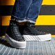 Női tornacipők CONVERSE CHUCK TAYLOR ALL STAR LIFT NEW 571675c szín: fekete