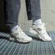Női sportcipők NIKE AIR HUARACHE dh4439-104 szín: bézs