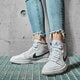 Női sportcipők AIR JORDAN 1 MID  bq6472-500 szín: lila
