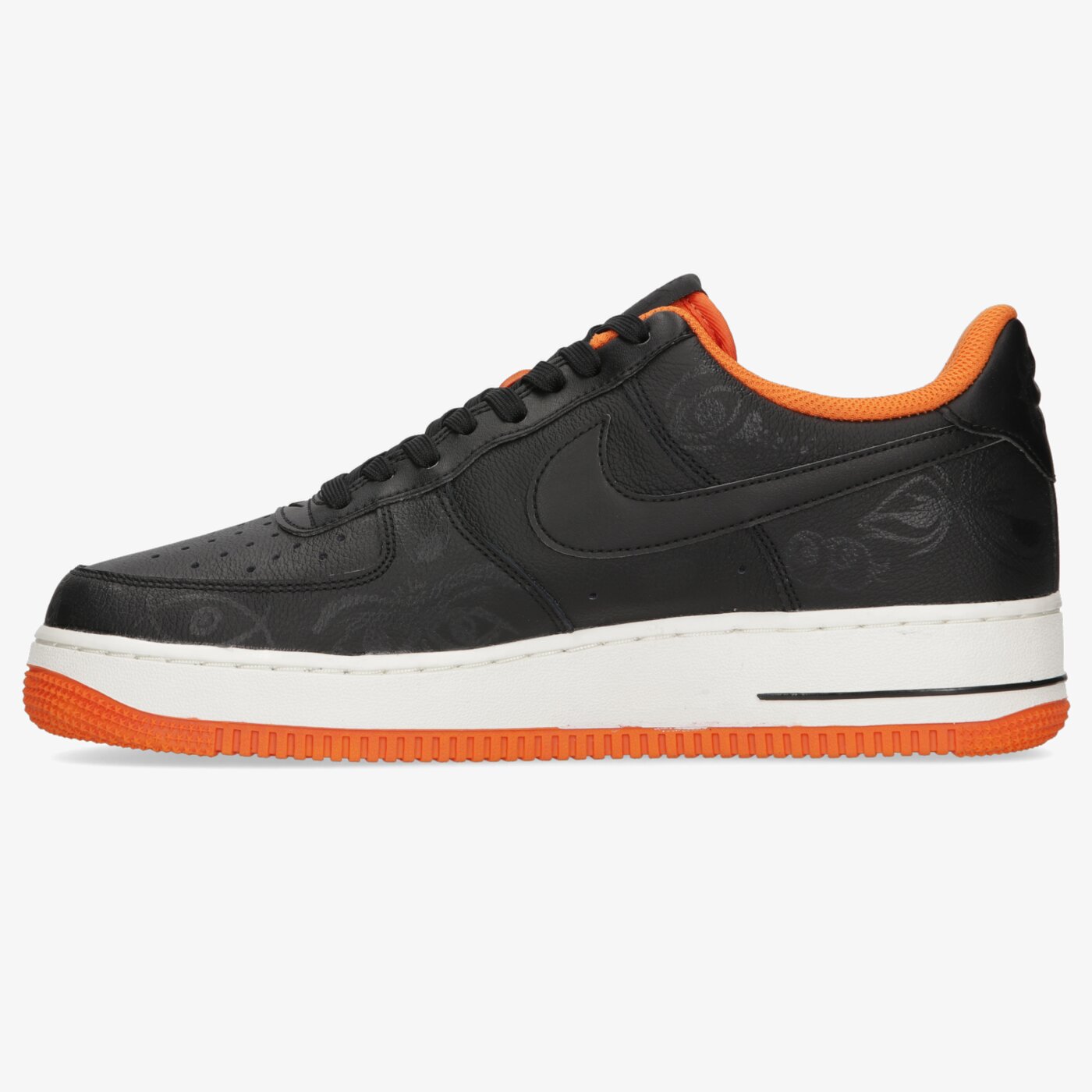 NIKE AIR FORCE 1 '07 PRM DC8891-001 ✓ FEKETE ✓ 44 990,00 Ft! Legendás  Sportcipő ✓ Férfi Cipő Nike a ✪ Sizeer üzletben ✪
