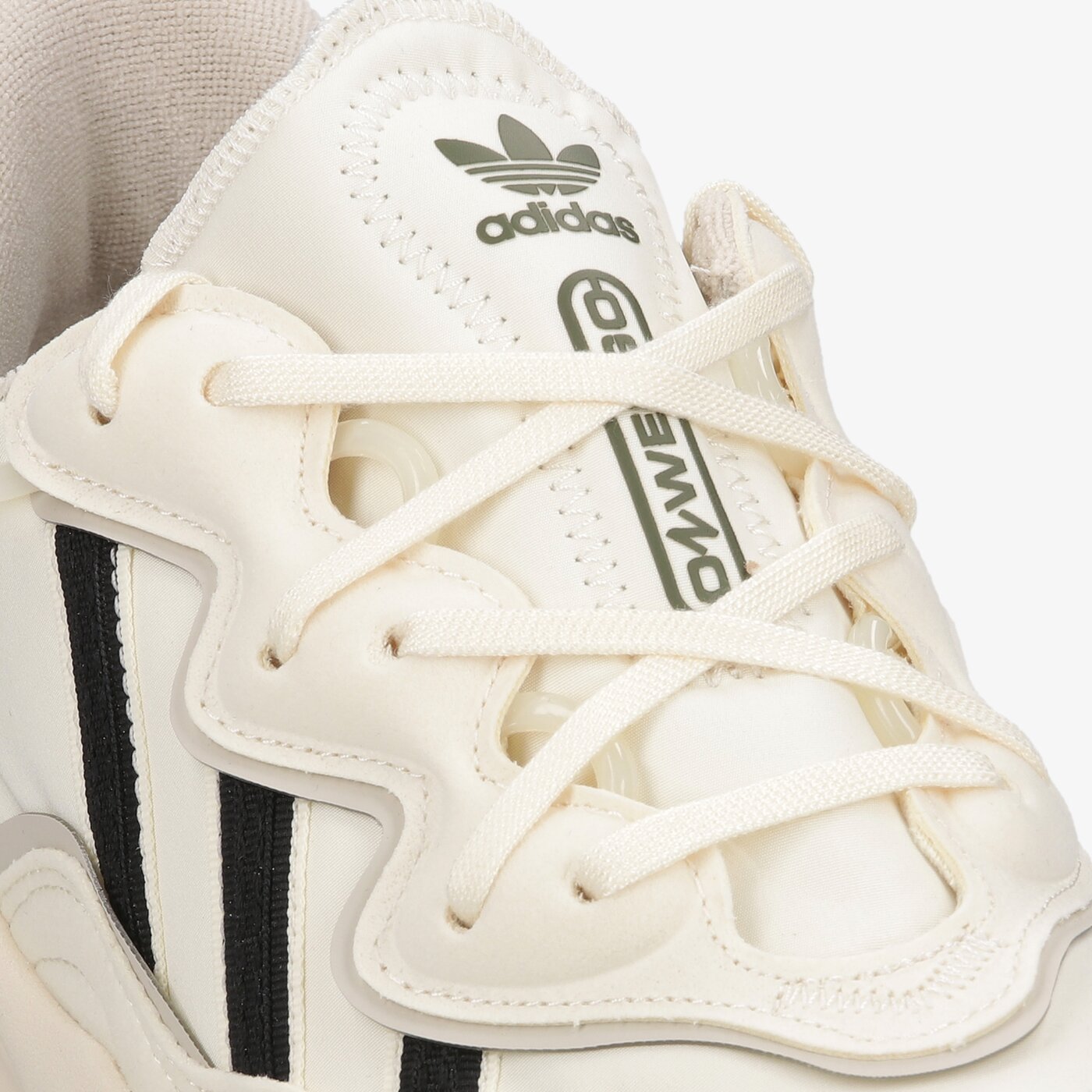 ADIDAS OZWEEGO H04242 ✓ FEHÉR ✓ 22 990,00 Ft! Legendás Sportcipő ✓ Férfi  Cipő adidas a ✪ Sizeer üzletben ✪