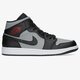 Férfi sportcipők AIR JORDAN 1 MID  554724-096 szín: szürke