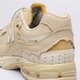 Férfi sportcipők NEW BALANCE 2002R  m2002rdq szín: bézs