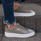 Női sportcipők PUMA SUEDE PLATFORM PEBBLE WN'S 36546402 szín: szürke