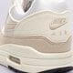 Női sportcipők NIKE AIR MAX 1 '87 dz2628-101 szín: bézs