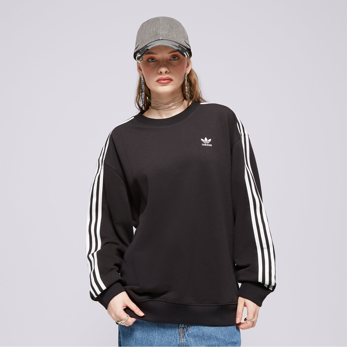 ADIDAS PULOVER 3 S CREW OS IU2423 FEKETE 22 990 00 HUF Pulover Kivalo minoseg Sizeer.hu