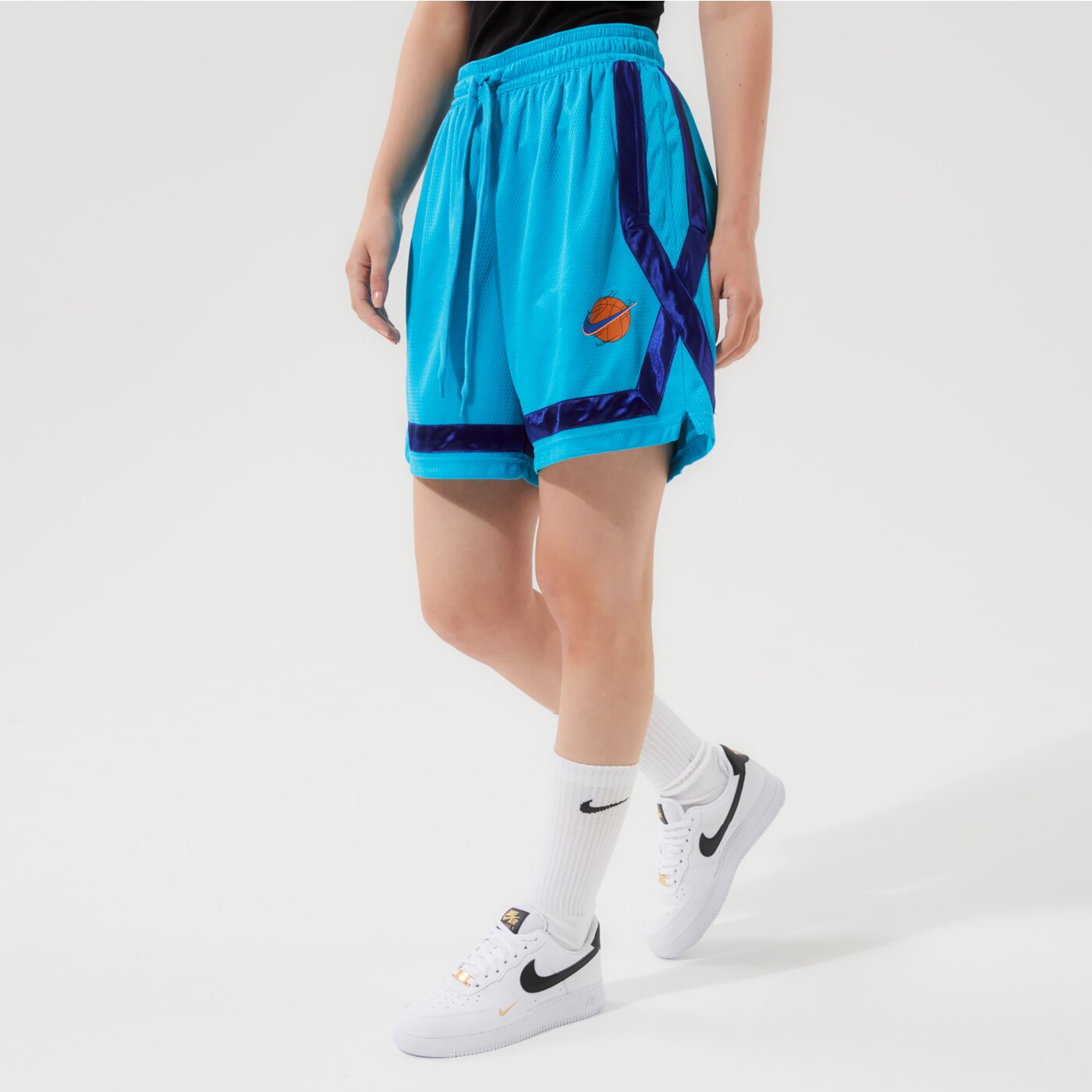 NIKE RÖVIDNADRÁG W NK FLY CROSSOVER SJ NBA DJ3902-434 ✓ SÖTÉTKÉK ✓ 12  741,00 Ft! Legendás Rövidnadrág ✓ Női Ruha Nike a ✪ Sizeer üzletben ✪