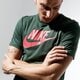 Férfi póló NIKE PÓLÓ SS M NSW TEE ICON FUTURA ar5004-370 szín: zöld
